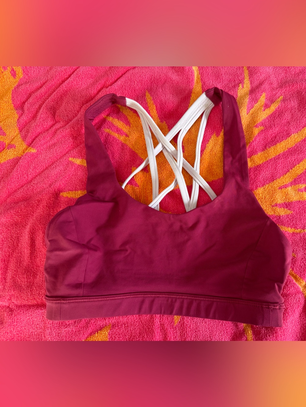 Lululemon sports bra